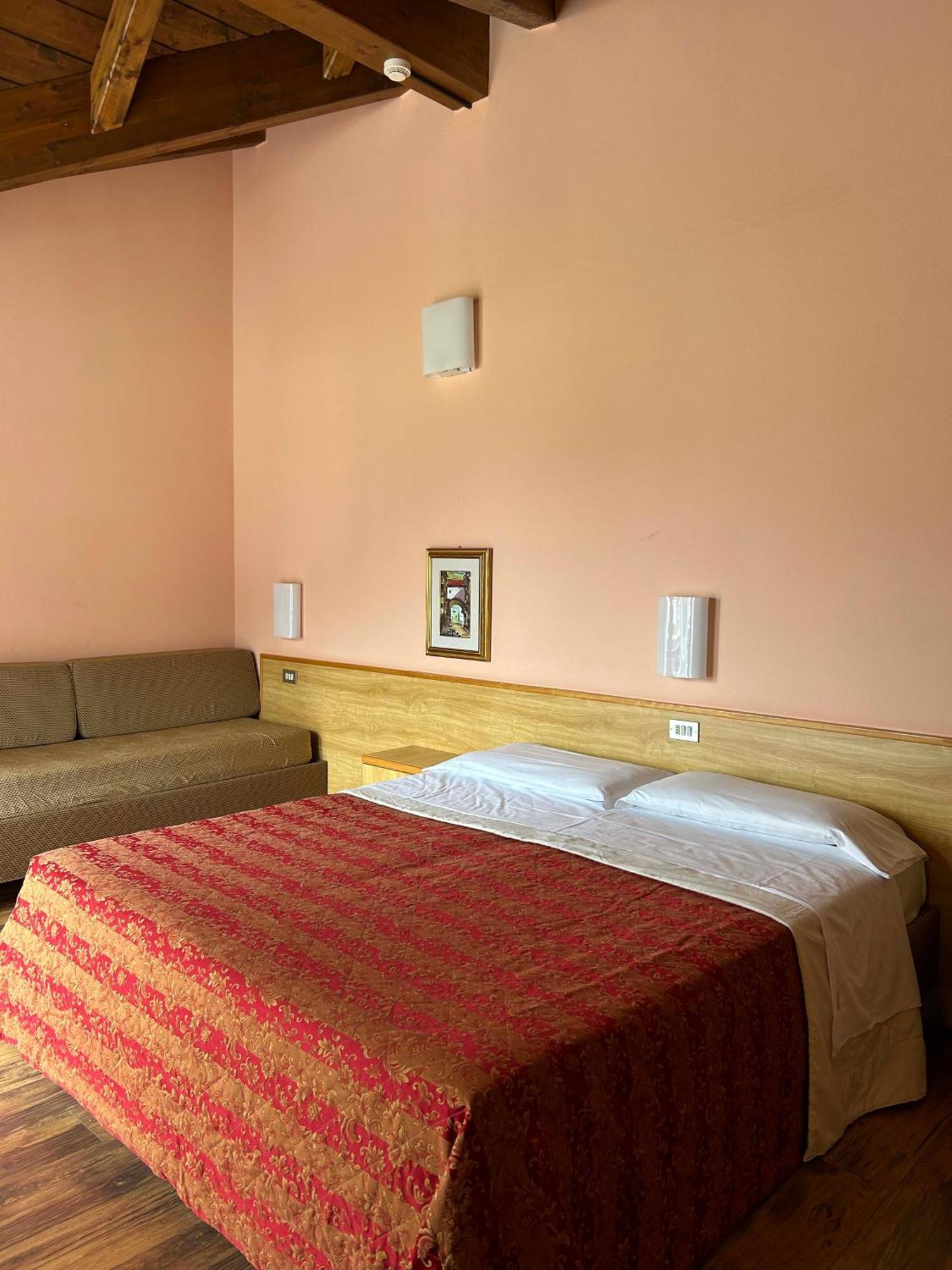 Standard Double Room,1629808710:JPEG